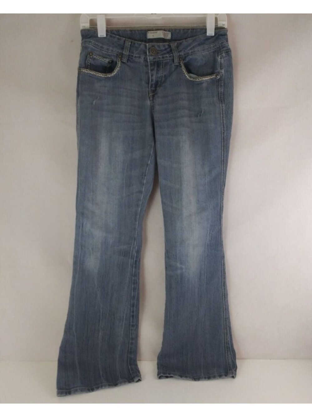 No Boundaries Women's Embroidered Distressed Whiskered Bootcut Jeans Size 9